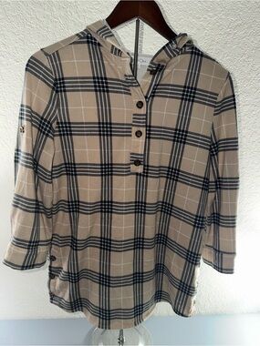 Eden & Olivia Beige and Black Plaid Hooded Henley